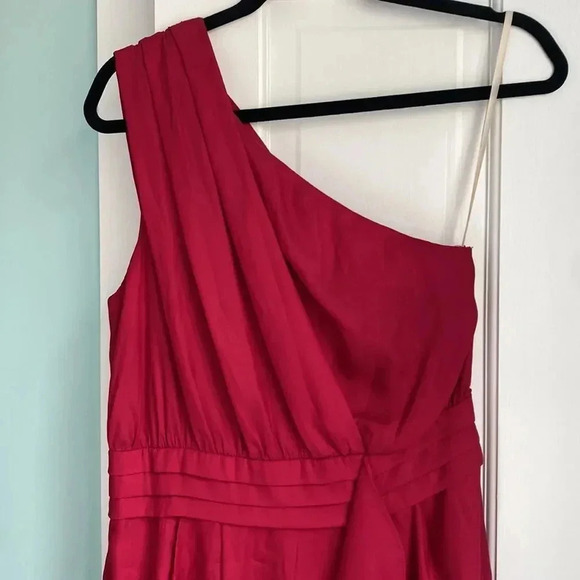 BCBGeneration Red Ruby One Shoulder Silky Ruffle Mini Formal Dress Size 8 - Picture 4 of 16